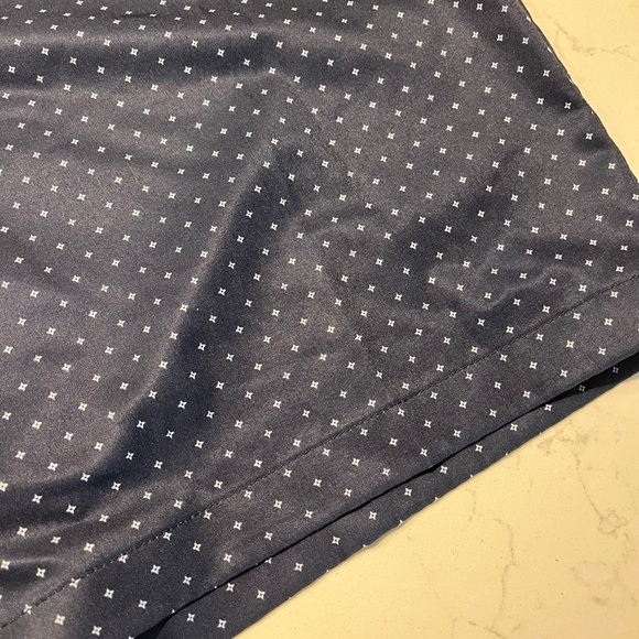 Greg Norman ML75 Microlux Golf Shorts - Picture 4 of 4